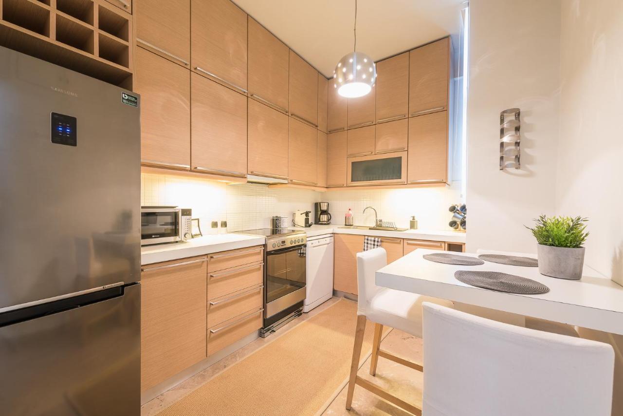 Traveler'S Dream 4 Brdm Renovated Penthouse Apartment Athena Bagian luar foto