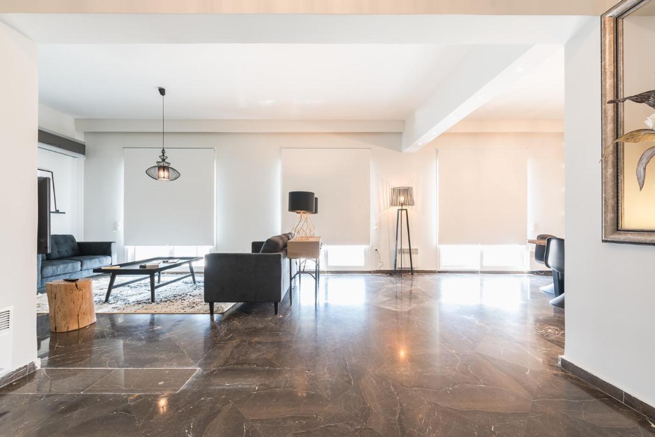 Traveler'S Dream 4 Brdm Renovated Penthouse Apartment Athena Bagian luar foto